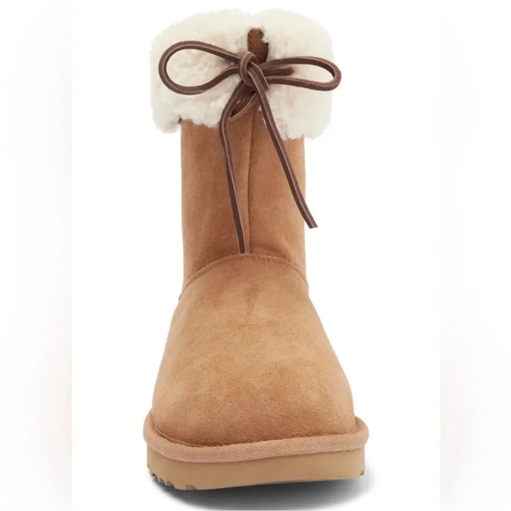 UGG Sarissa Shearling Boots in Chestnut New!‎